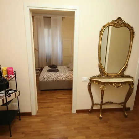 Affittacamere Tower House *
